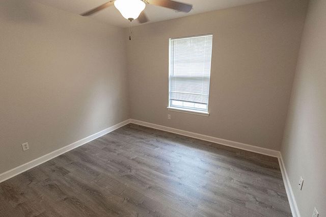 4705 DEHAVEN DR, Columbia, MO 65202