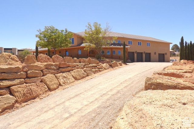 2206 E 2800 S, St. George, UT 84790