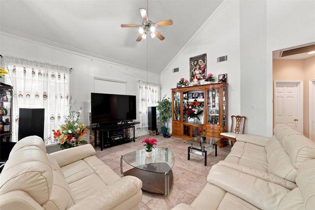 13002 Brayton Court, Houston, TX 77065