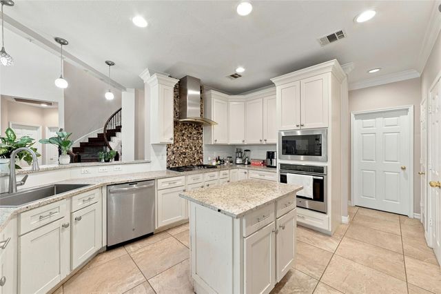 13002 Brayton Court, Houston, TX 77065