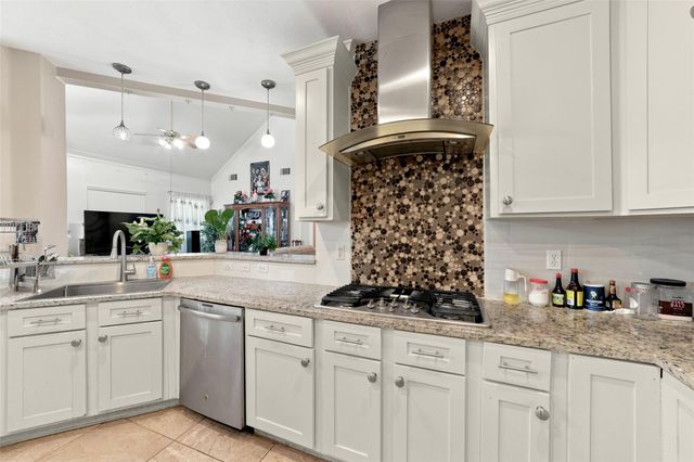 13002 Brayton Court, Houston, TX 77065