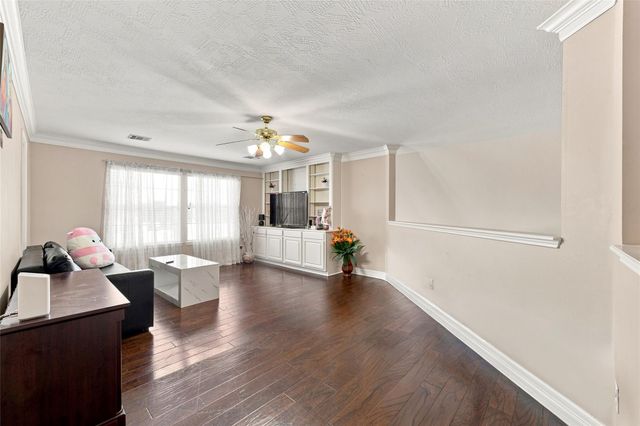 13002 Brayton Court, Houston, TX 77065