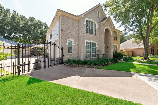 13002 Brayton Court, Houston, TX 77065