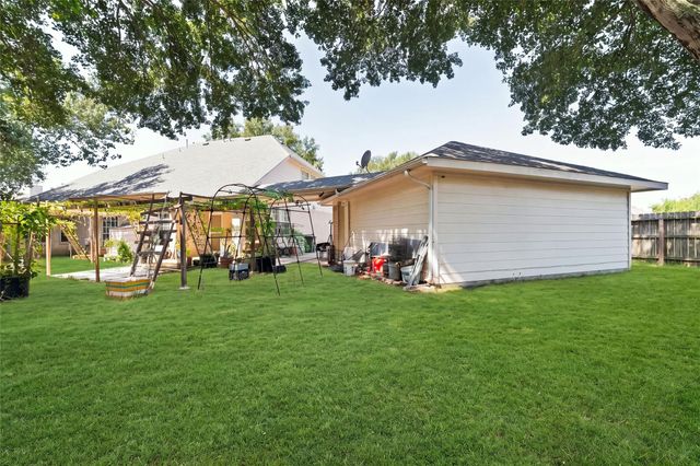 13002 Brayton Court, Houston, TX 77065