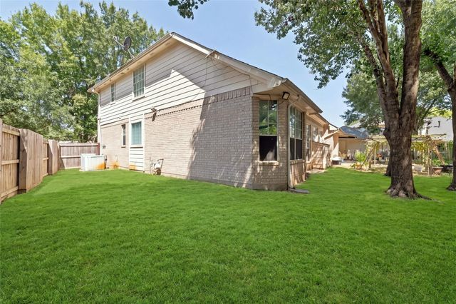 13002 Brayton Court, Houston, TX 77065