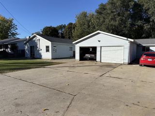 5638 Lane Avenue, Muskegon, MI 49442