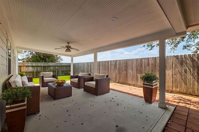 8514 Grand Knolls Drive, Houston, TX 77083