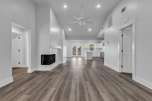 8514 Grand Knolls Drive, Houston, TX 77083