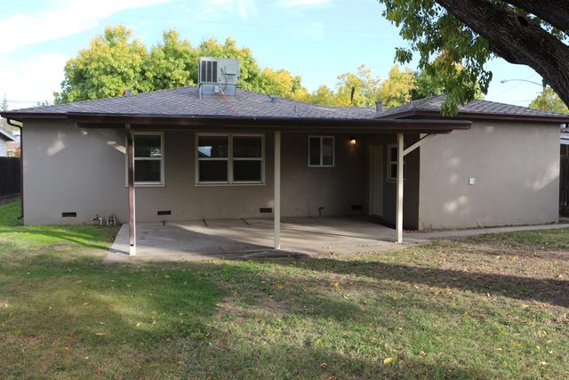 1535 Sunrise Ave, Modesto, CA 95350