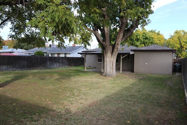 1535 Sunrise Ave, Modesto, CA 95350