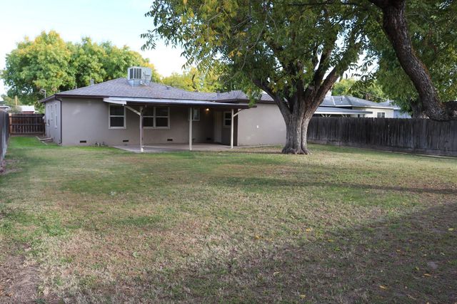 1535 Sunrise Ave, Modesto, CA 95350