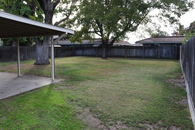 1535 Sunrise Ave, Modesto, CA 95350