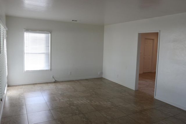 1535 Sunrise Ave, Modesto, CA 95350