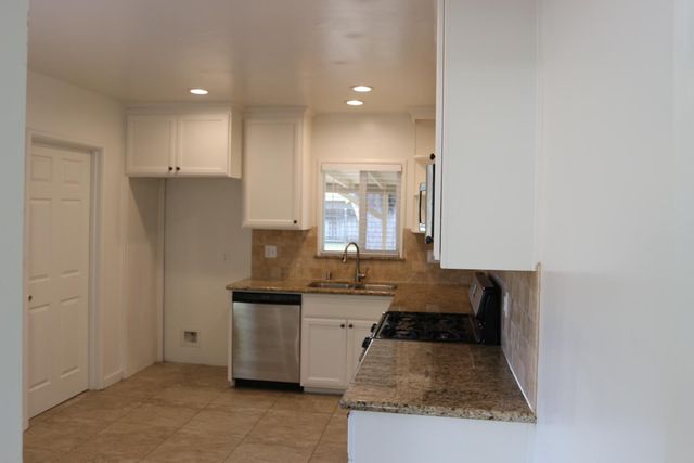 1535 Sunrise Ave, Modesto, CA 95350