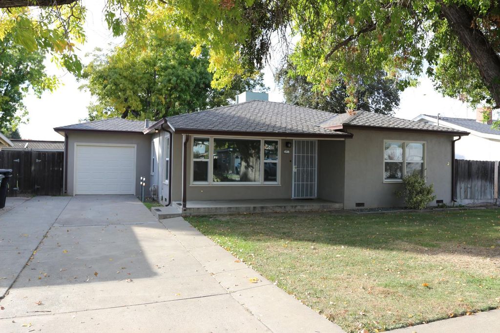 1535 Sunrise Ave, Modesto, CA 95350