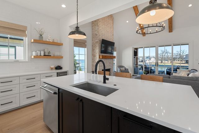 2545 Homestead Court, Tool, TX 75143