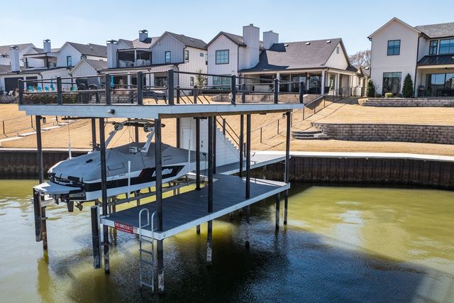 2545 Homestead Court, Tool, TX 75143