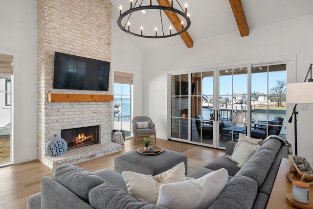 2545 Homestead Court, Tool, TX 75143