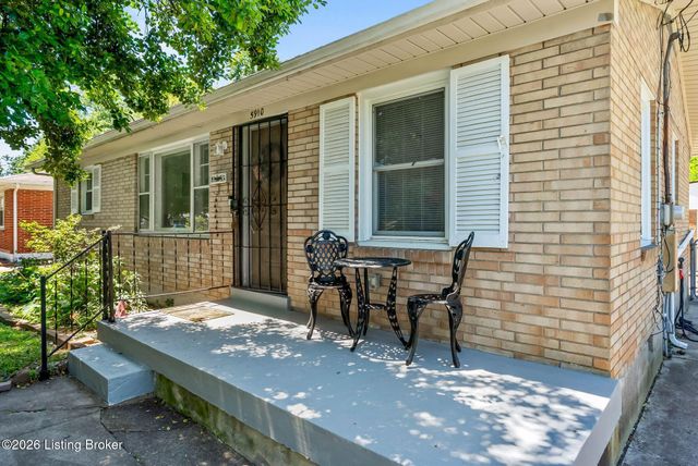 5910 Gloria Ln, Louisville, KY 40213