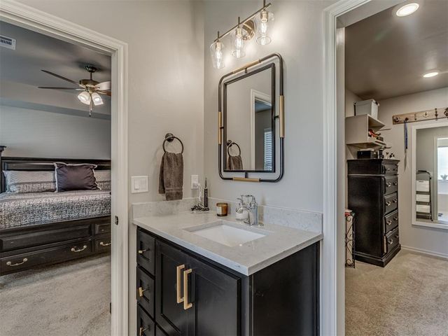 9025 NW 74th Street, Yukon, OK 73099