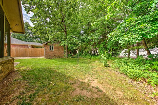 7 Shanklin Drive, Bella Vista, AR 72715