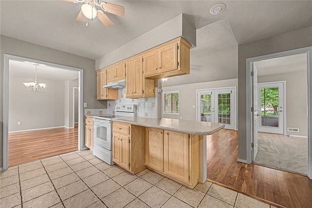 7 Shanklin Drive, Bella Vista, AR 72715