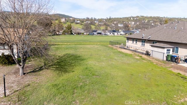 18482 Spyglass Road, Hidden Valley Lake, CA 95467
