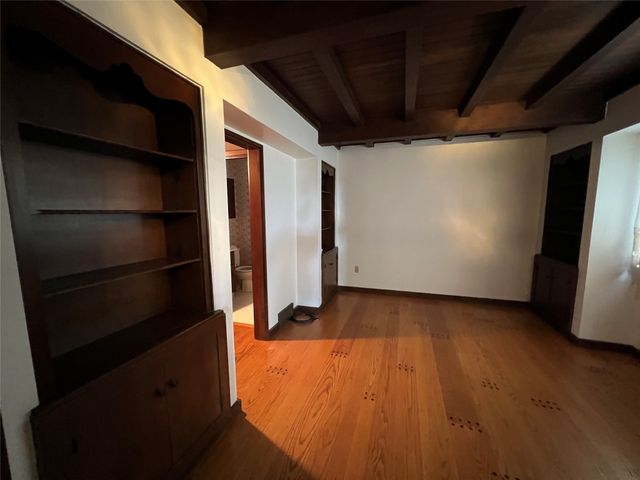 1826 Washington Street, Pella, IA 50219