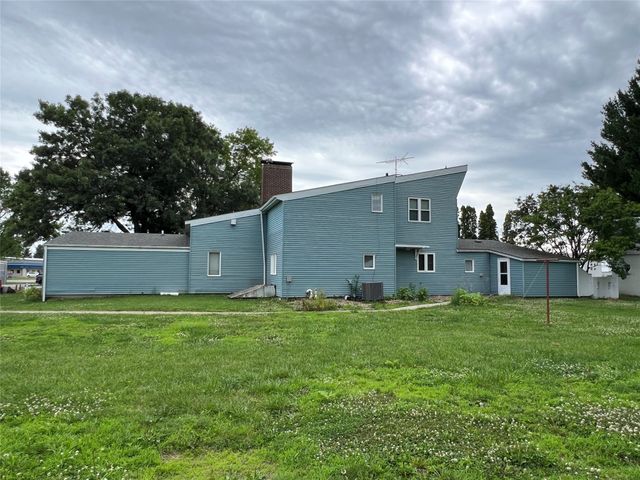 1826 Washington Street, Pella, IA 50219