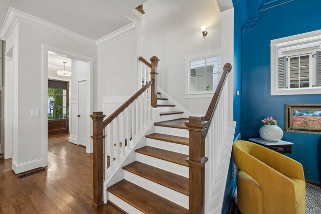 96 Poplar St, Franklin, TN 37064