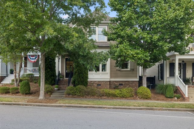 96 Poplar St, Franklin, TN 37064