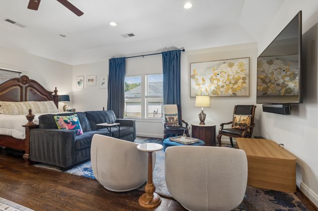 96 Poplar St, Franklin, TN 37064