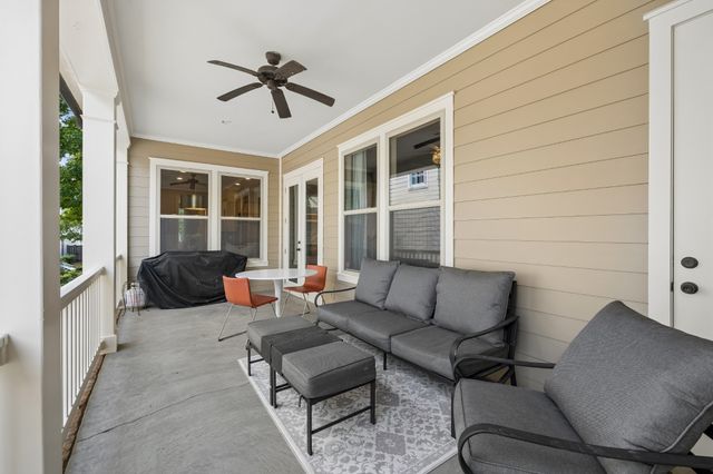96 Poplar St, Franklin, TN 37064