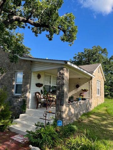 5701 S 33rd West Avenue, Tulsa, OK 74107