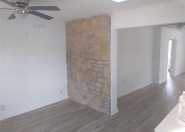 5701 S 33rd West Avenue, Tulsa, OK 74107