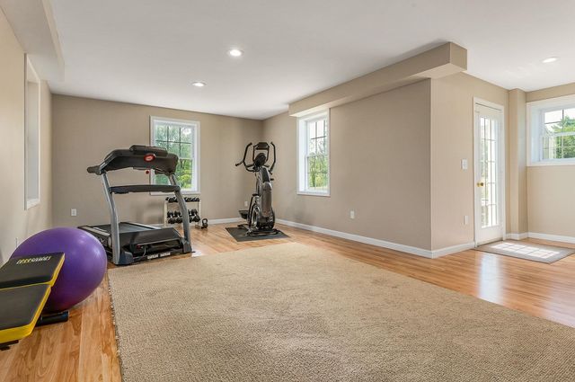 12 Susannahs Crossing, Dover, NH 03820