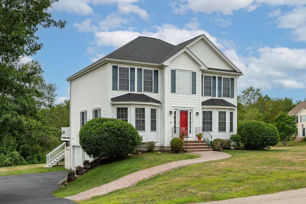 12 Susannahs Crossing, Dover, NH 03820