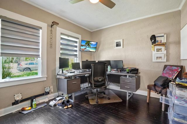 5109 Garden Avenue, West Palm Beach, FL 33405