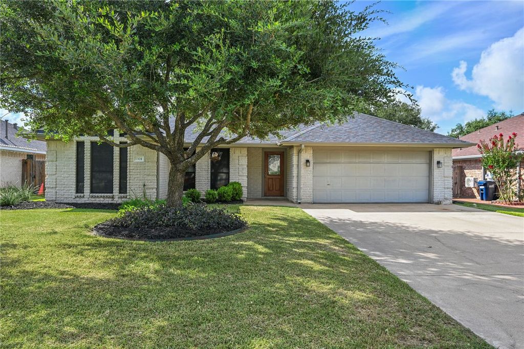1304 Roanoke Court, College Station, TX 77845 — photo 2
