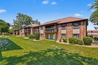 3201 184th Street 2B, Homewood, IL 60430