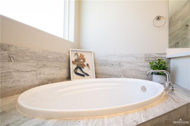 4600 Choke Canyon Drive, Mcallen, TX 78504