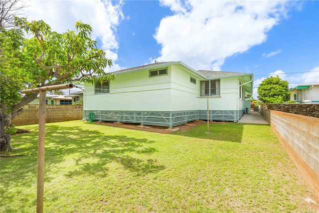 609 Hunapaa Street, Honolulu, HI 96816