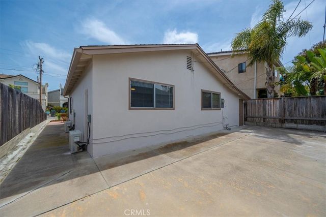 214 Placentia Avenue, Pismo Beach, CA 93449