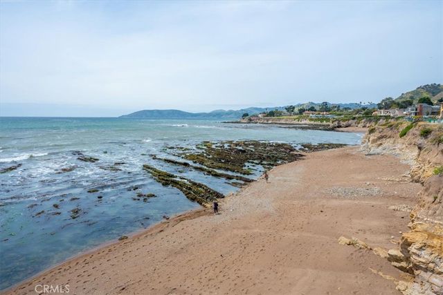 214 Placentia Avenue, Pismo Beach, CA 93449