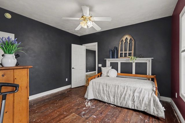 534 W Allegan Street, Plainwell City, MI 49080