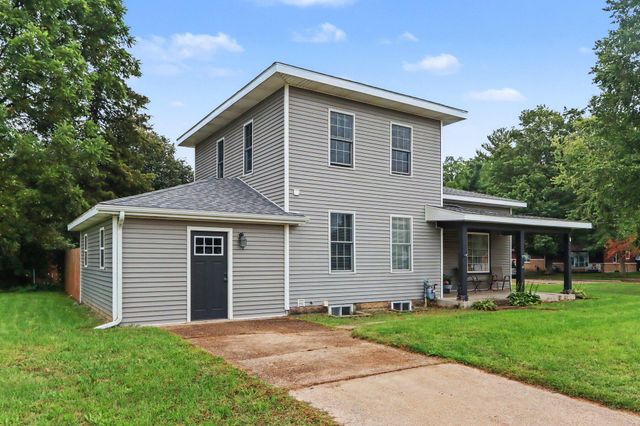 534 W Allegan Street, Plainwell City, MI 49080