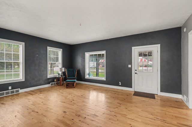 534 W Allegan Street, Plainwell City, MI 49080
