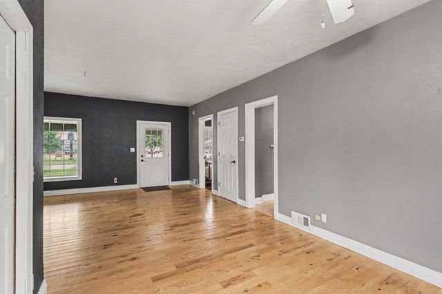 534 W Allegan Street, Plainwell City, MI 49080