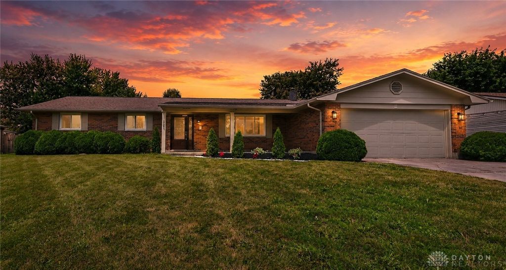 2285 El Cid Drive, Beavercreek, OH 45431