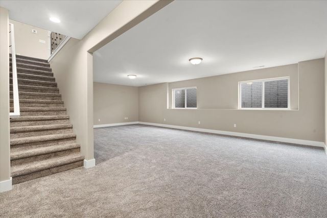 100 S Seven Oaks Road, North Liberty, IA 52317